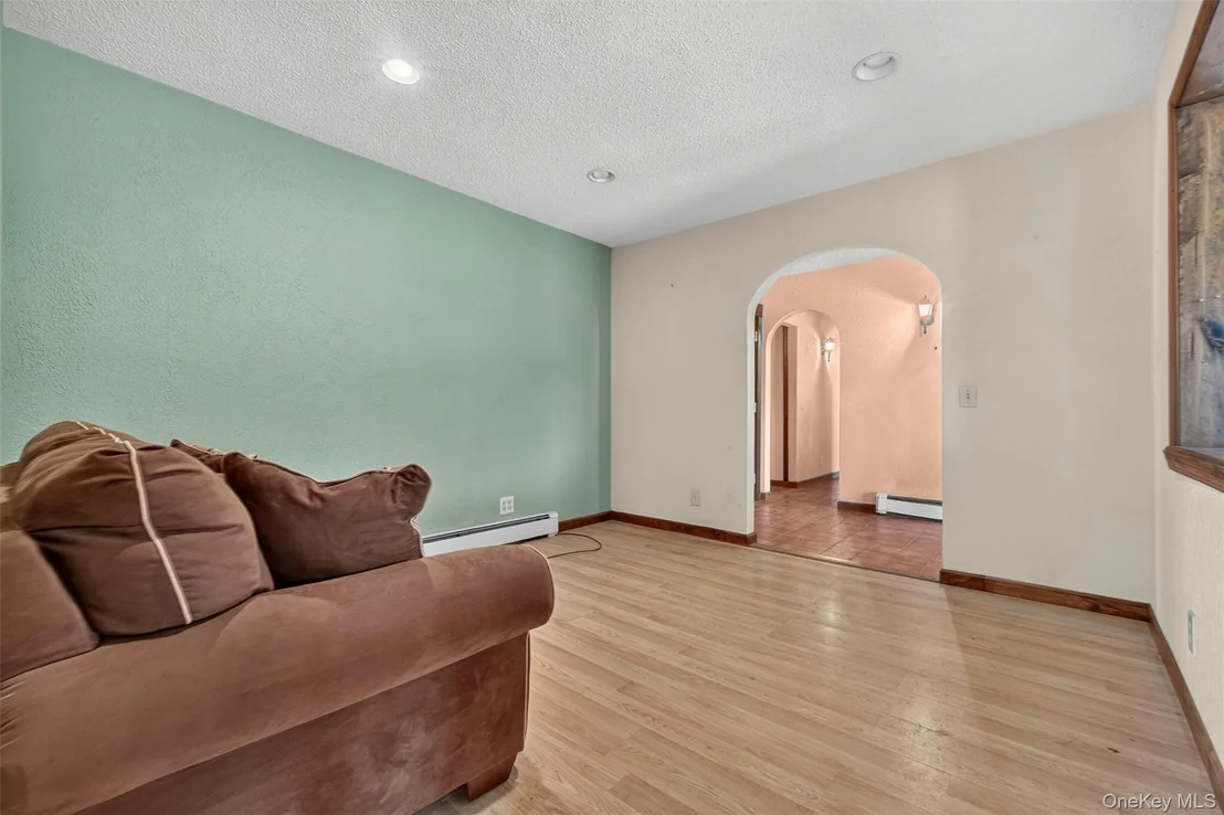 Photo of 25 Red Mills Road