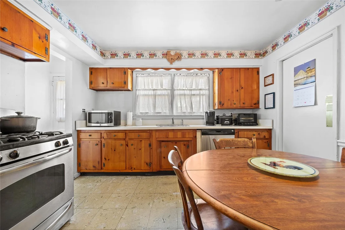 Photo of 11 Beverly Road
