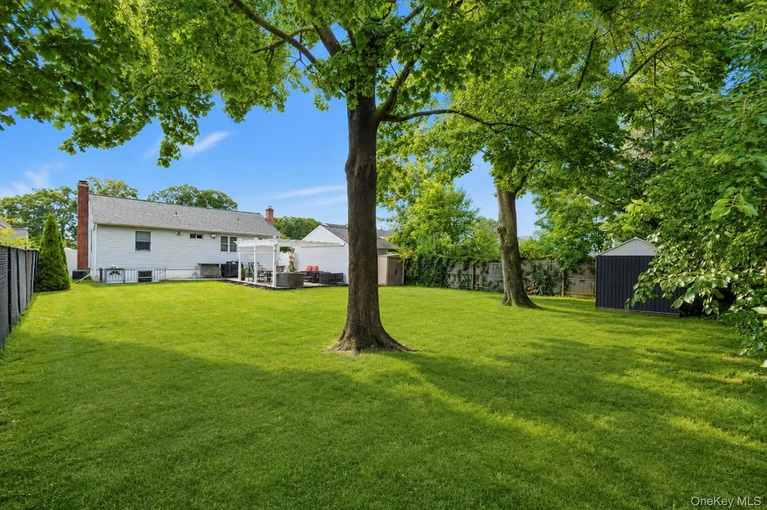 Photo of 70 Mohawk Drive