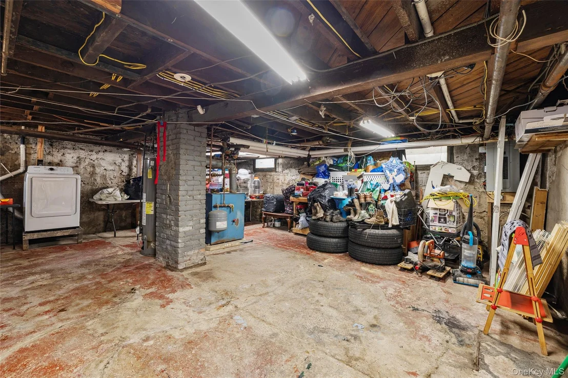 Photo of 64 Maple Avenue