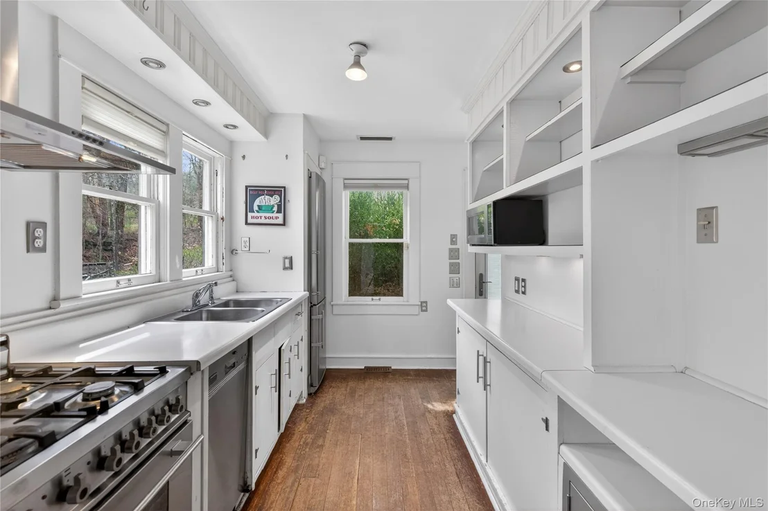 Photo of 1063 Sawkill Road