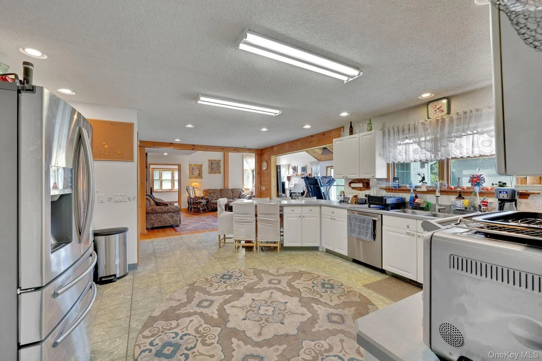 Photo of 19 Eagle Heights Place