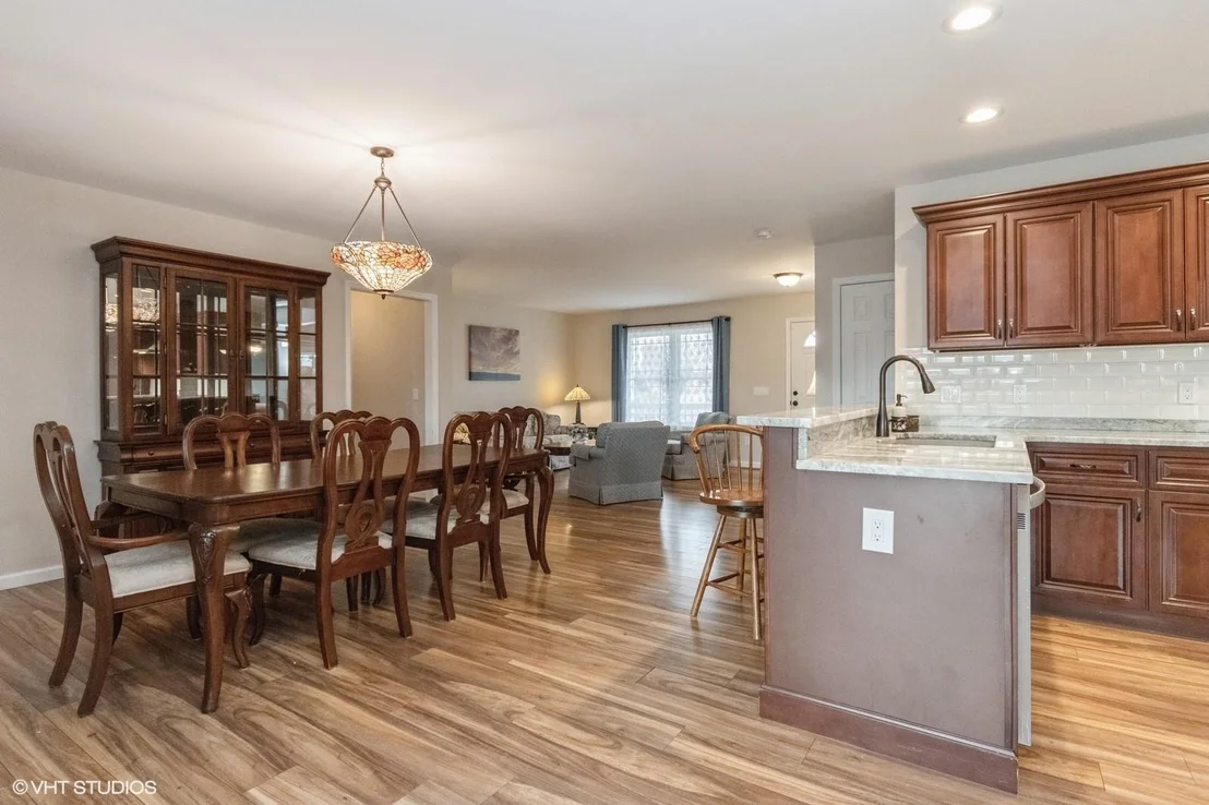 Photo of 46 Peaceable Way