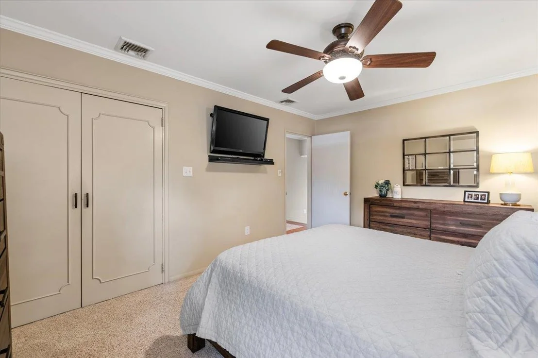 Photo of 11 Halcourt Drive