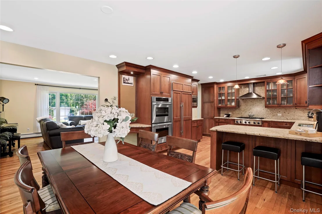 Photo of 2 Rochambeau Drive