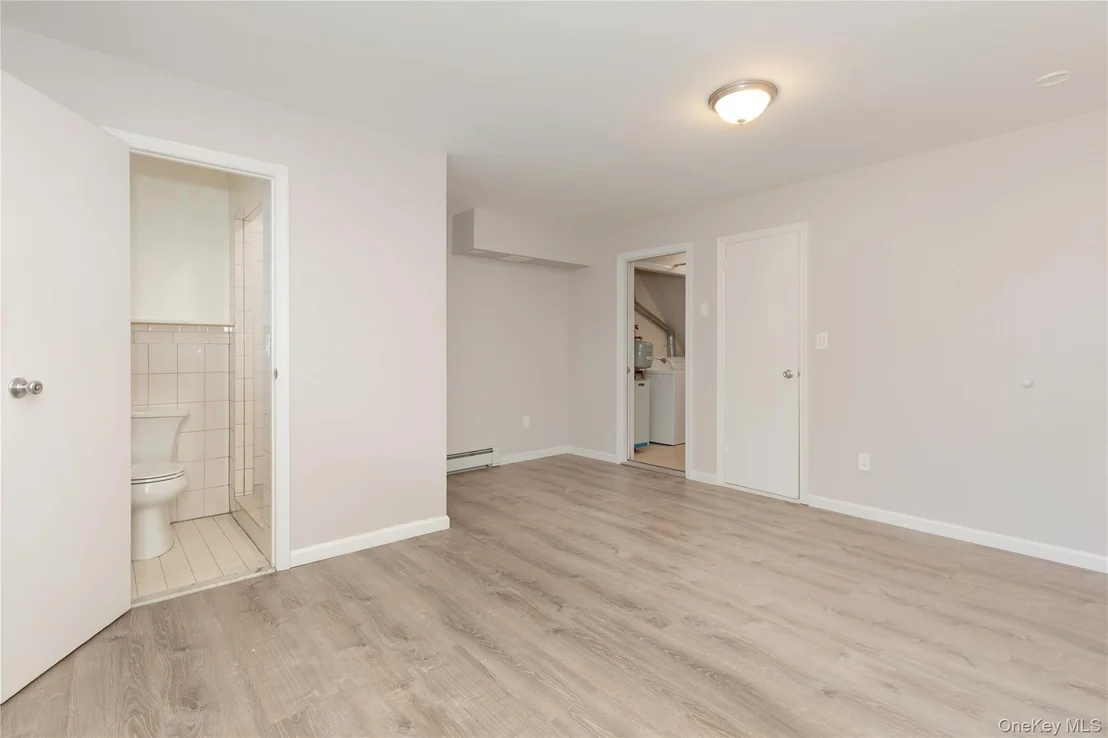 Photo of 223 Ditmars Street