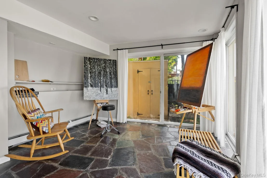 Photo of 12 Riverview Court