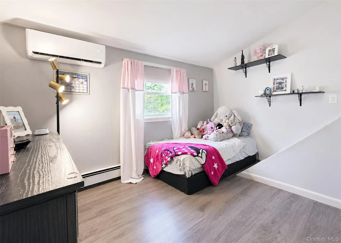 Photo of 30 Hackberry Lane