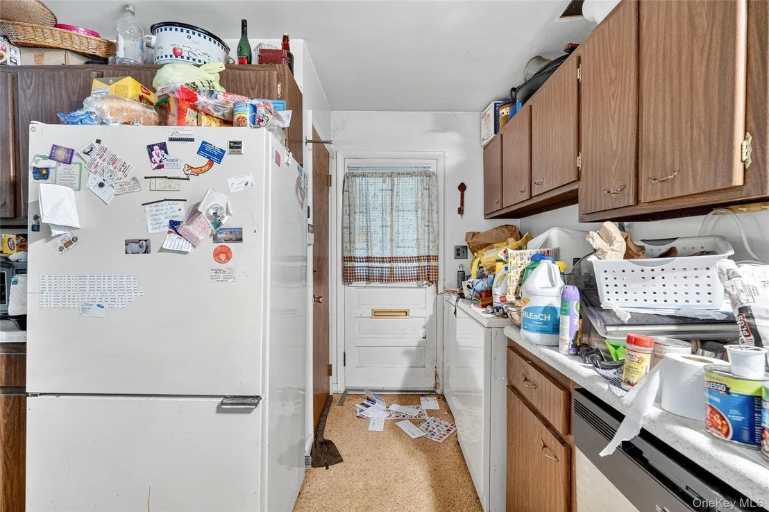 Photo of 25 Russell Road