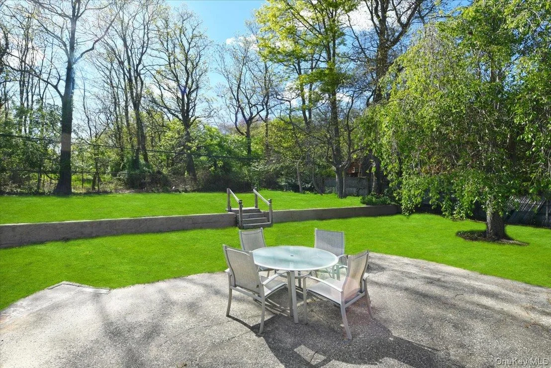 Photo of 20 Dumond Place