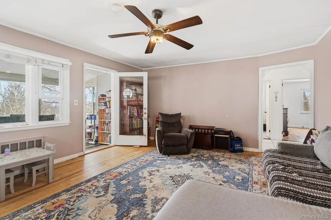 Photo of 718 Hill Drive