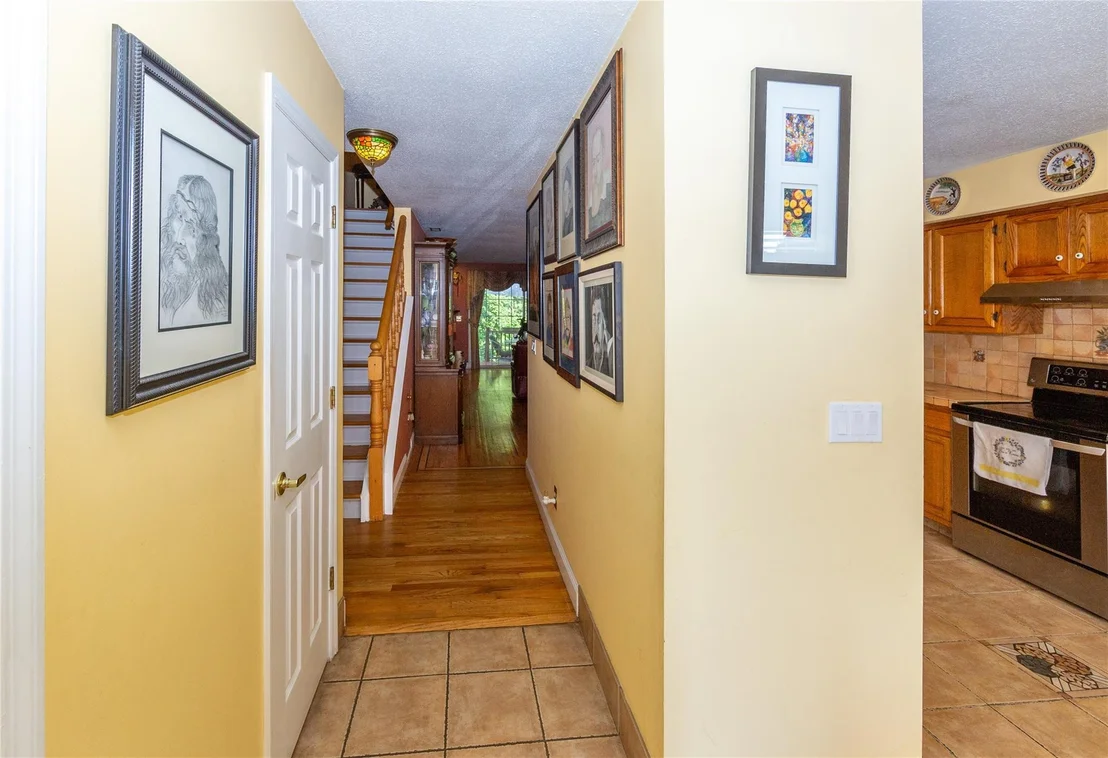 Photo of 1704 Windsor Lane