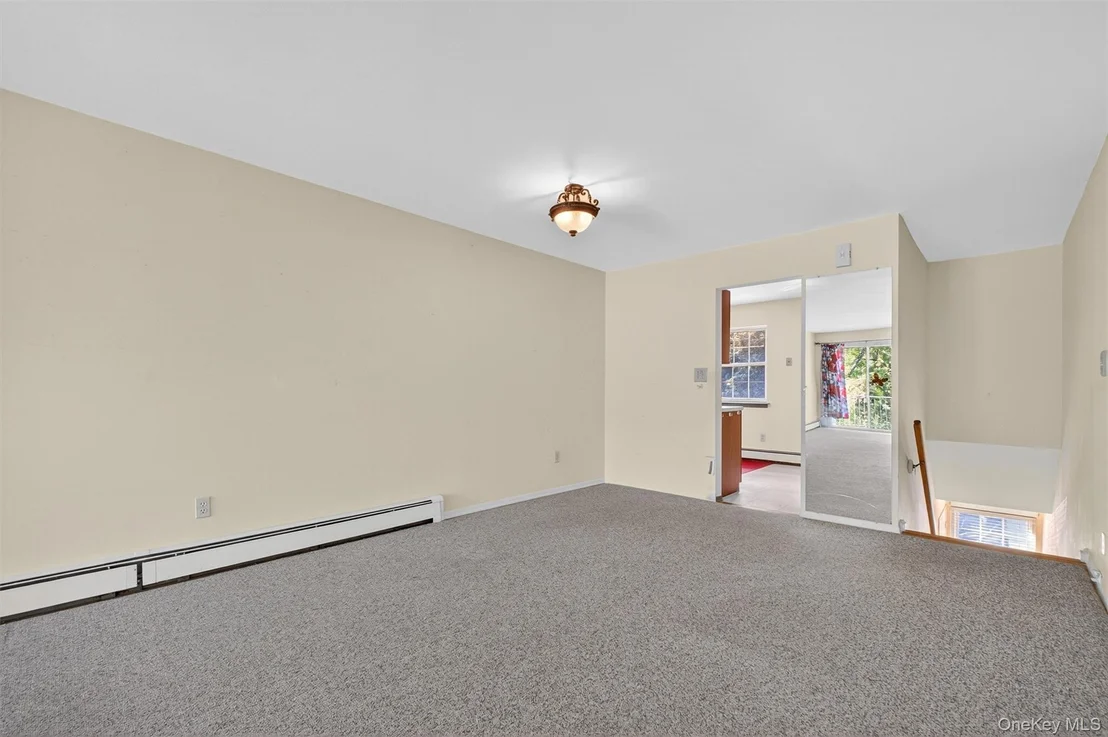 Photo of Unit EC8 at 1840 Crompond Road
