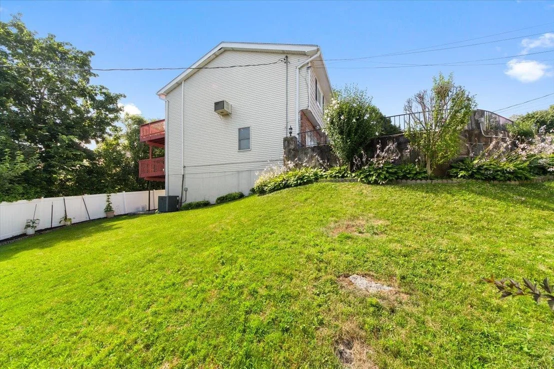 Photo of 51 Westwind Road