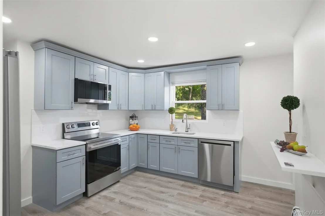 Photo of 22 W Marshall Drive