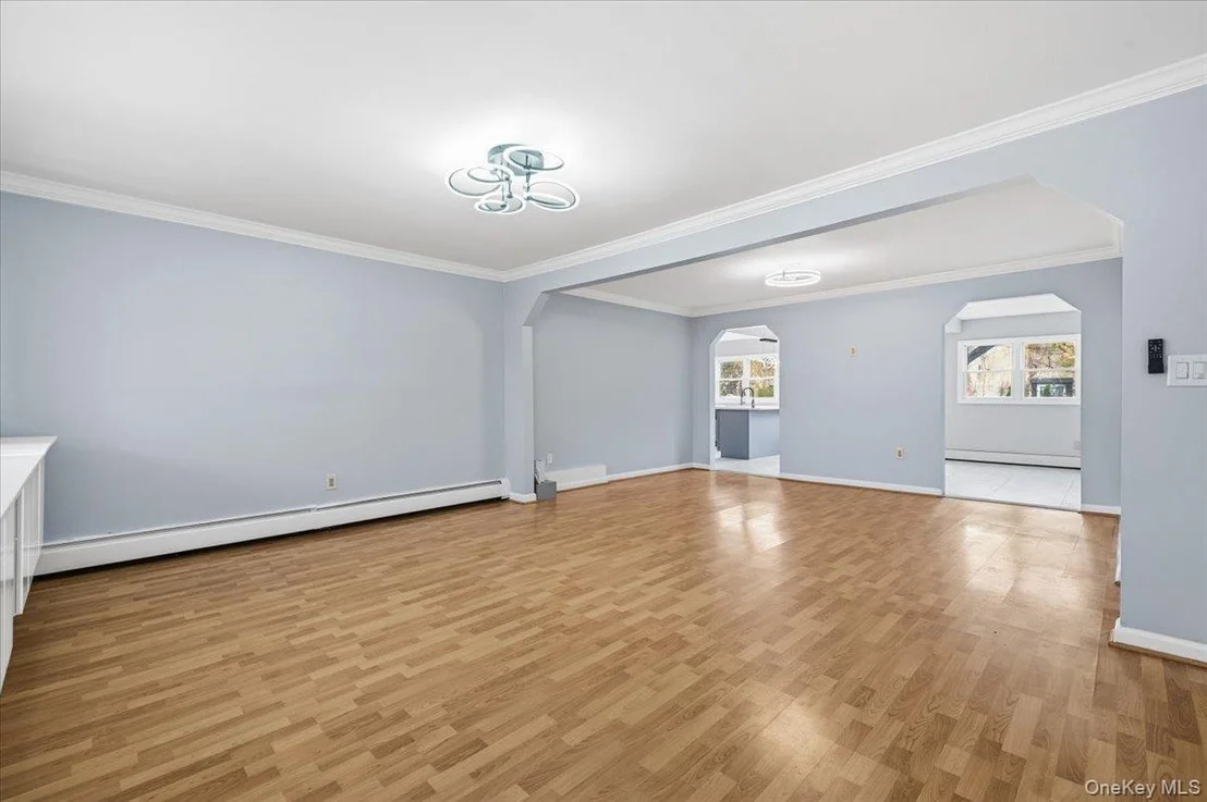 Photo of 962 Washington Street