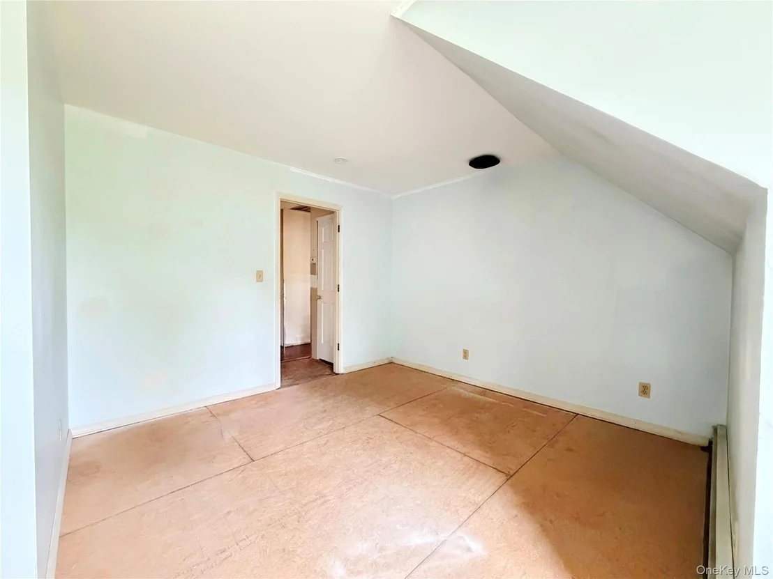 Photo of 18 Fox Run