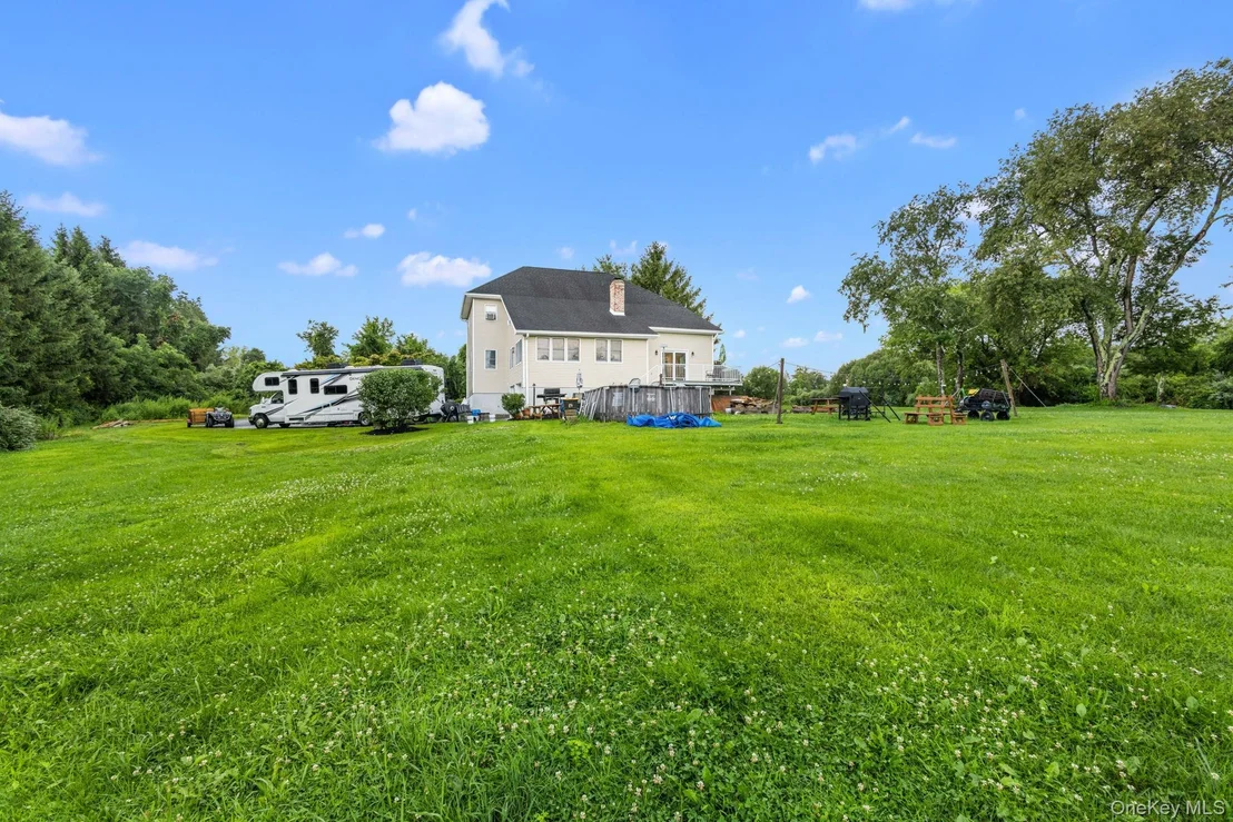 Photo of 75 Sunset Drive