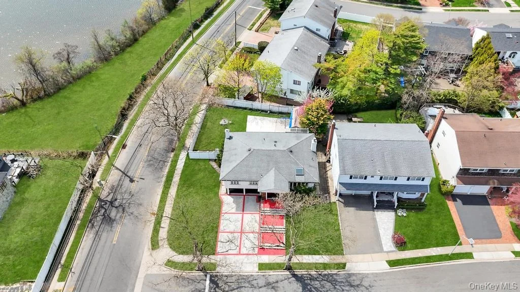 Photo of 2 Valley Greens Drive