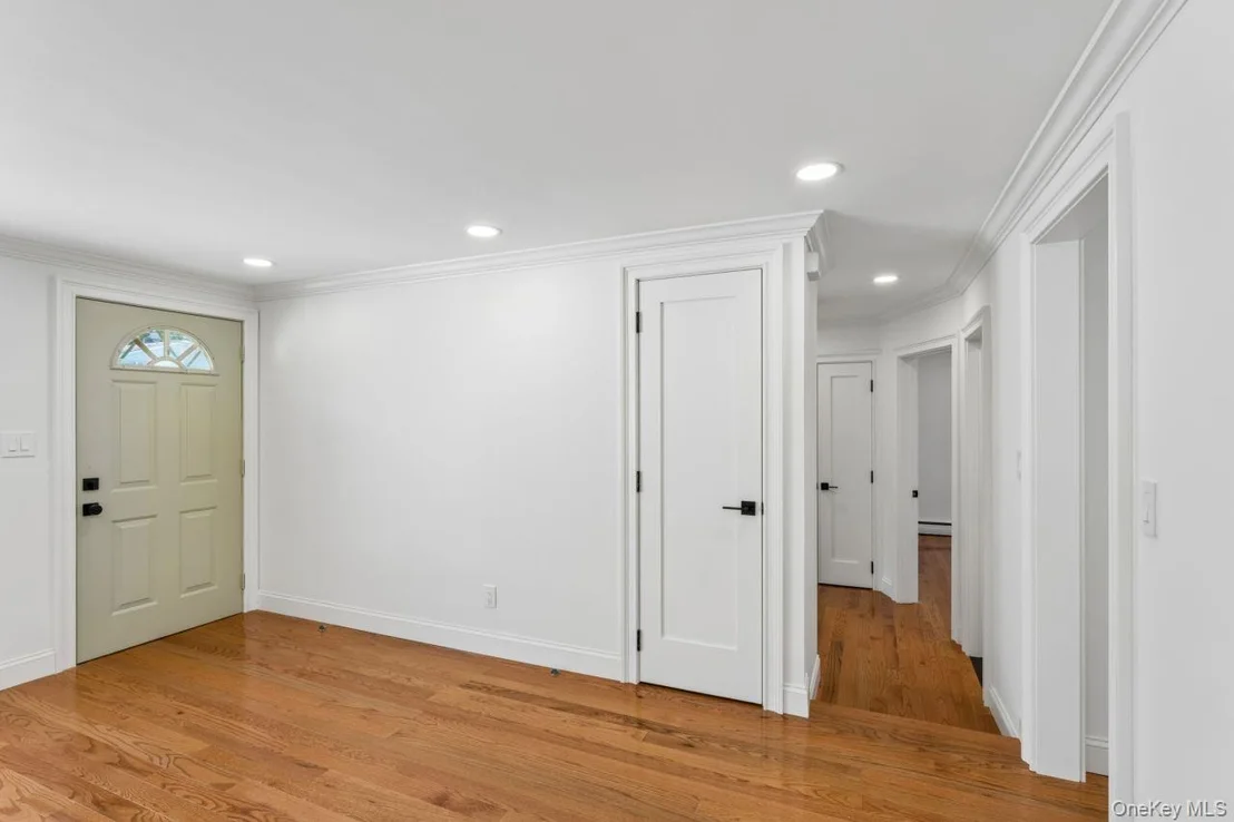 Photo of 98 Rose Place