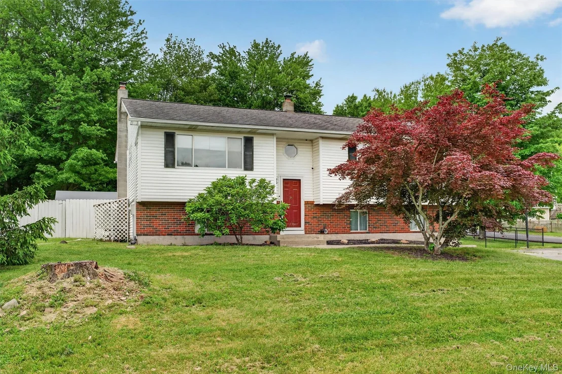 Photo of 76 Maureen Drive