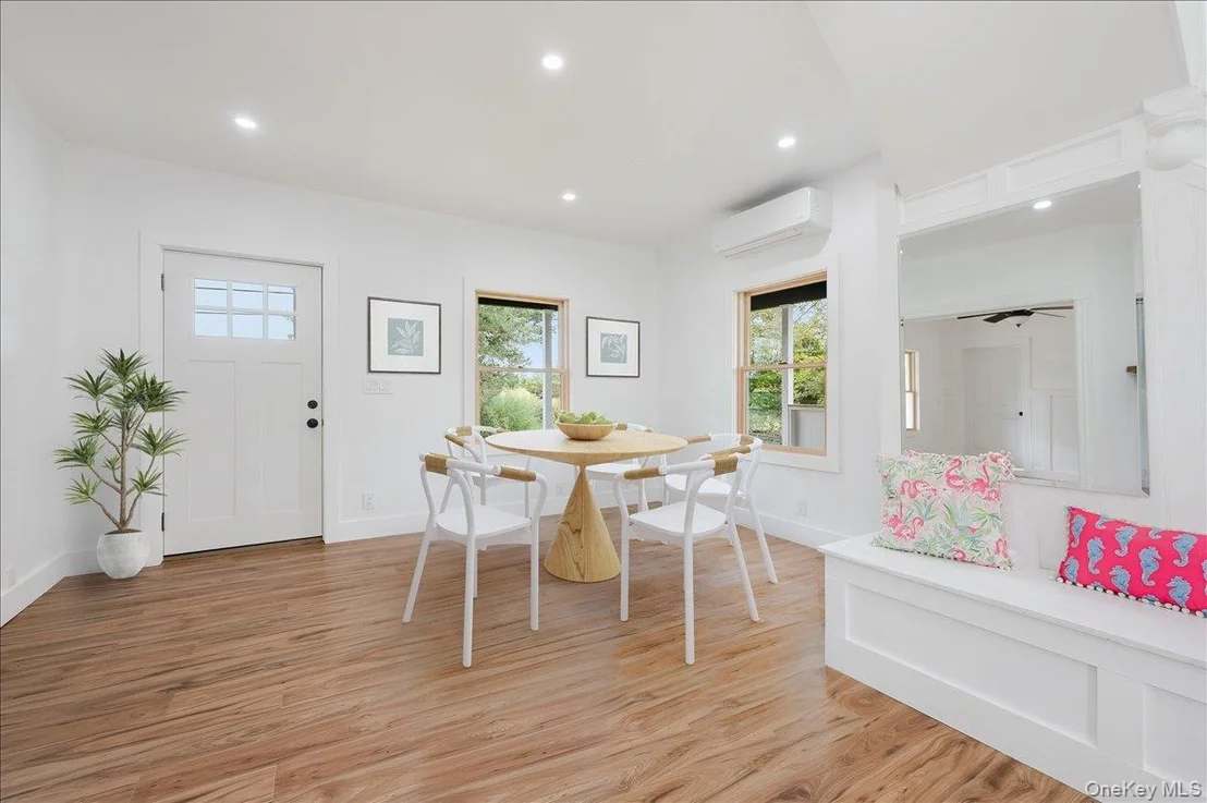 Photo of 56 Oak Beach Road