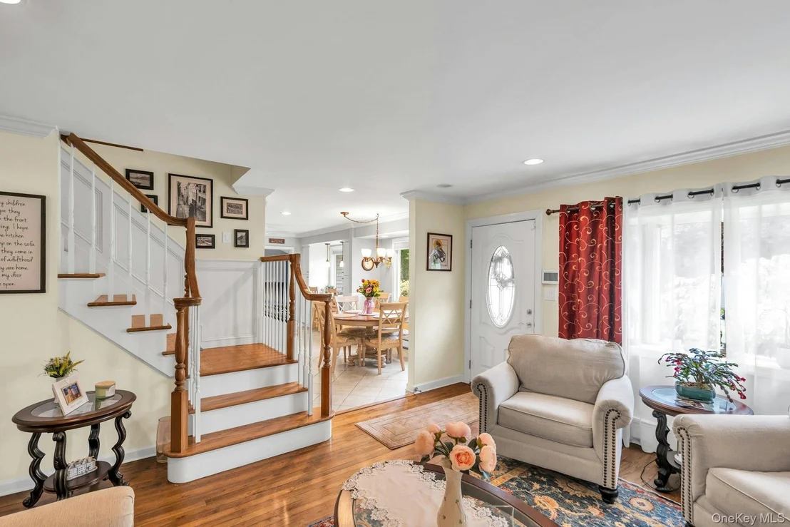 Photo of 303 Timberpoint Road