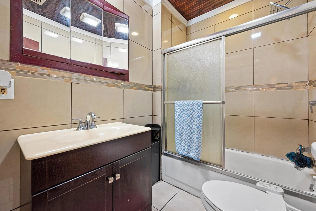 Photo of 62 Stefanyk Road