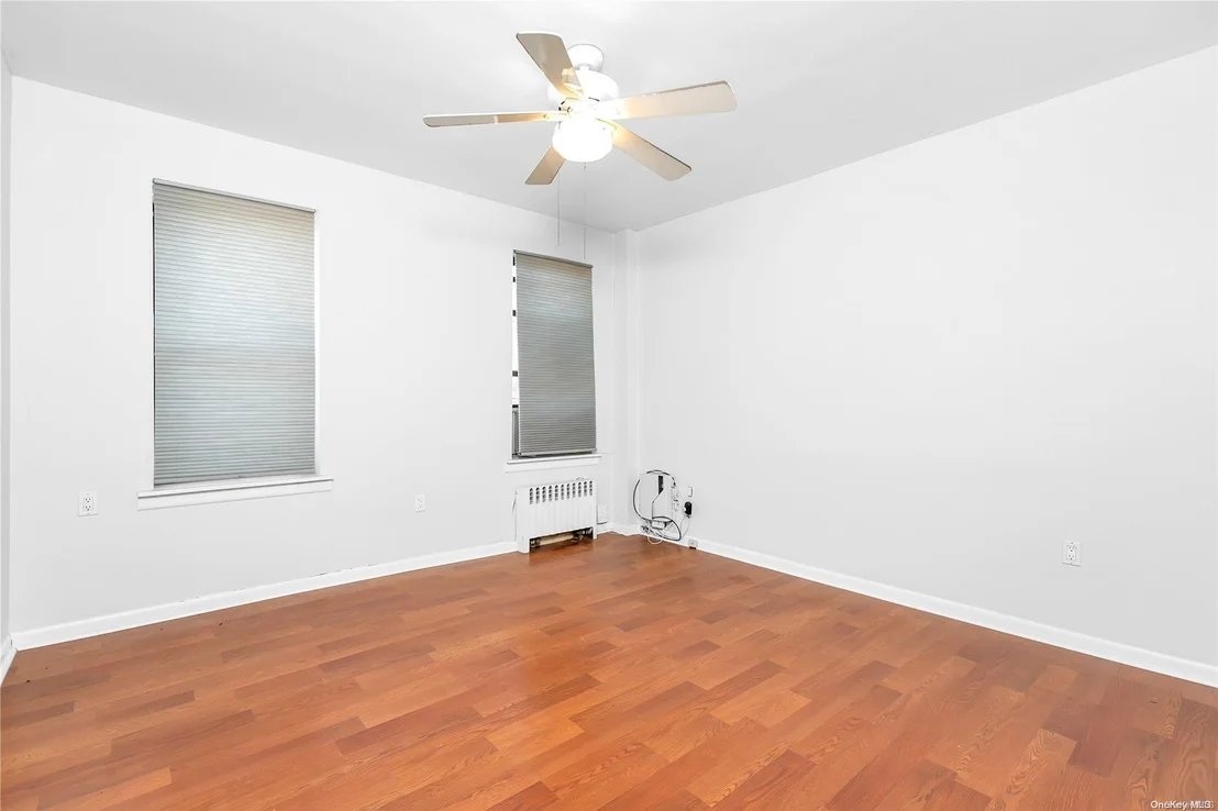 Photo of Unit 4C at 37 Brompton Rd.