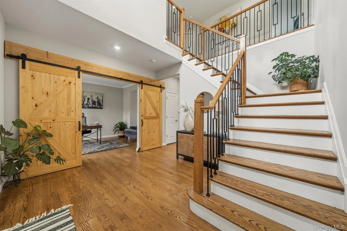 Photo of 20 Mountainside Drive