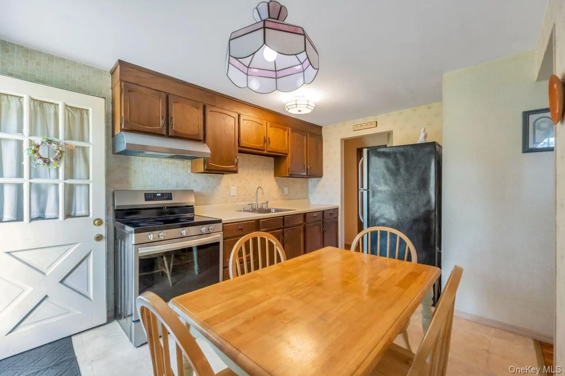 Photo of 5 Peekskill Avenue