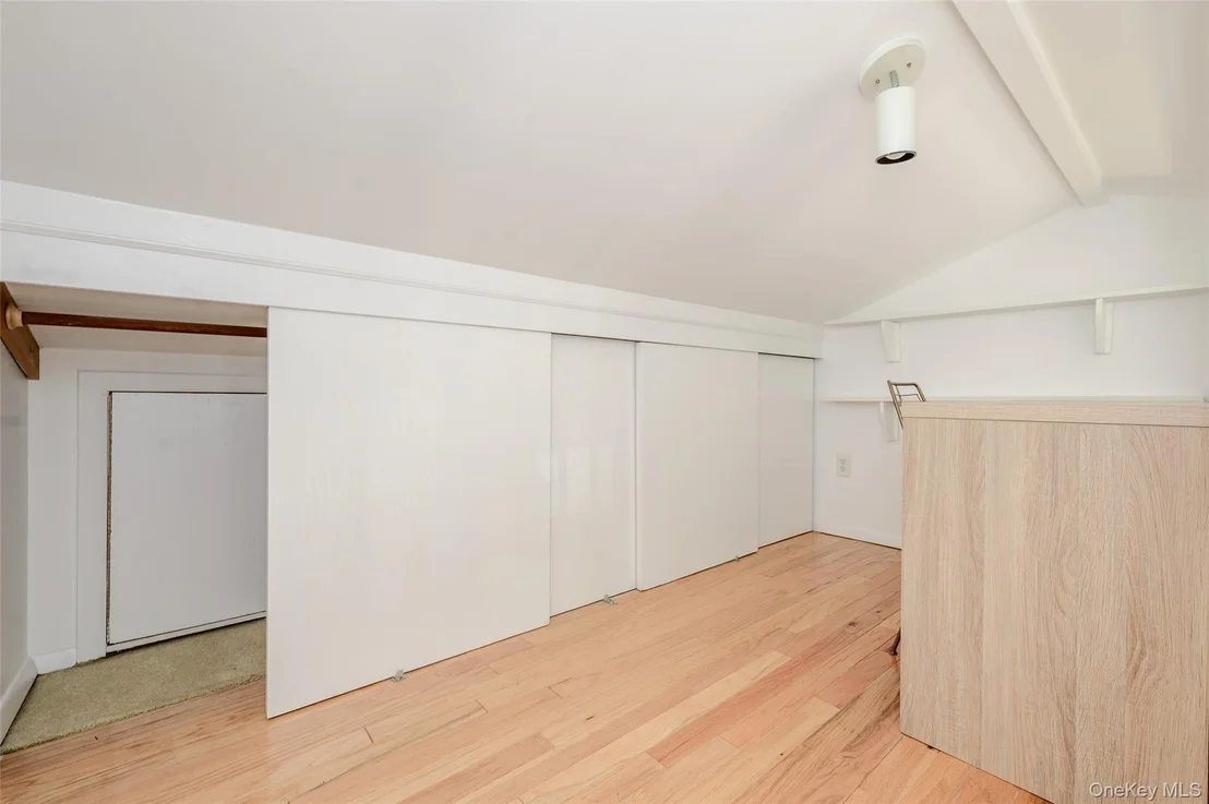 Photo of Unit 11 at 979 Oceanfront