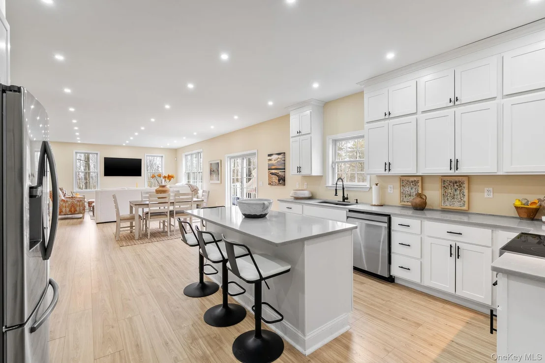 Photo of 159 Rombout Road
