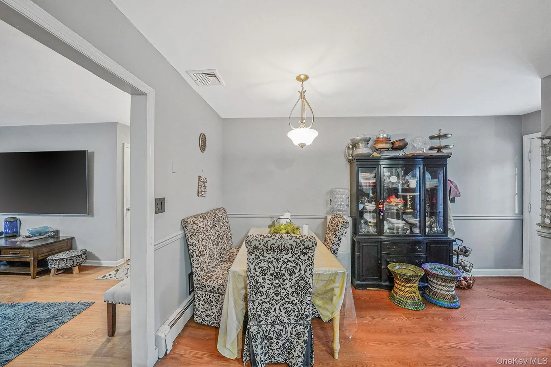 Photo of 2 Buchanan Avenue