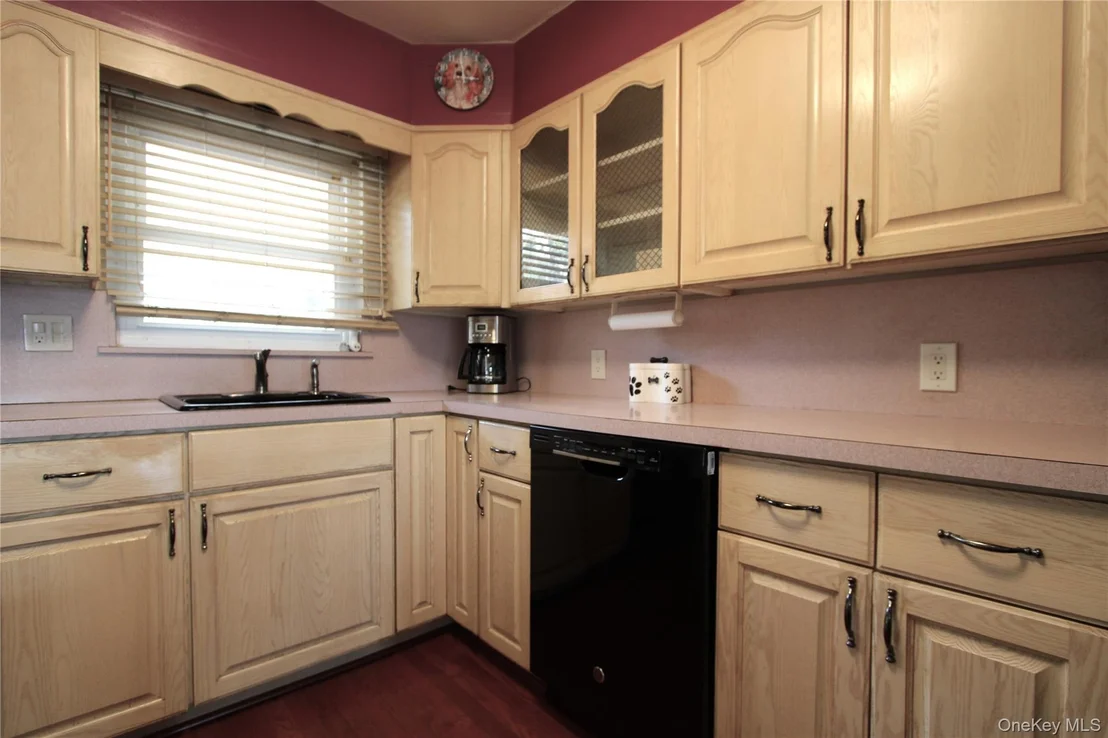 Photo of 170 Pembrook Drive