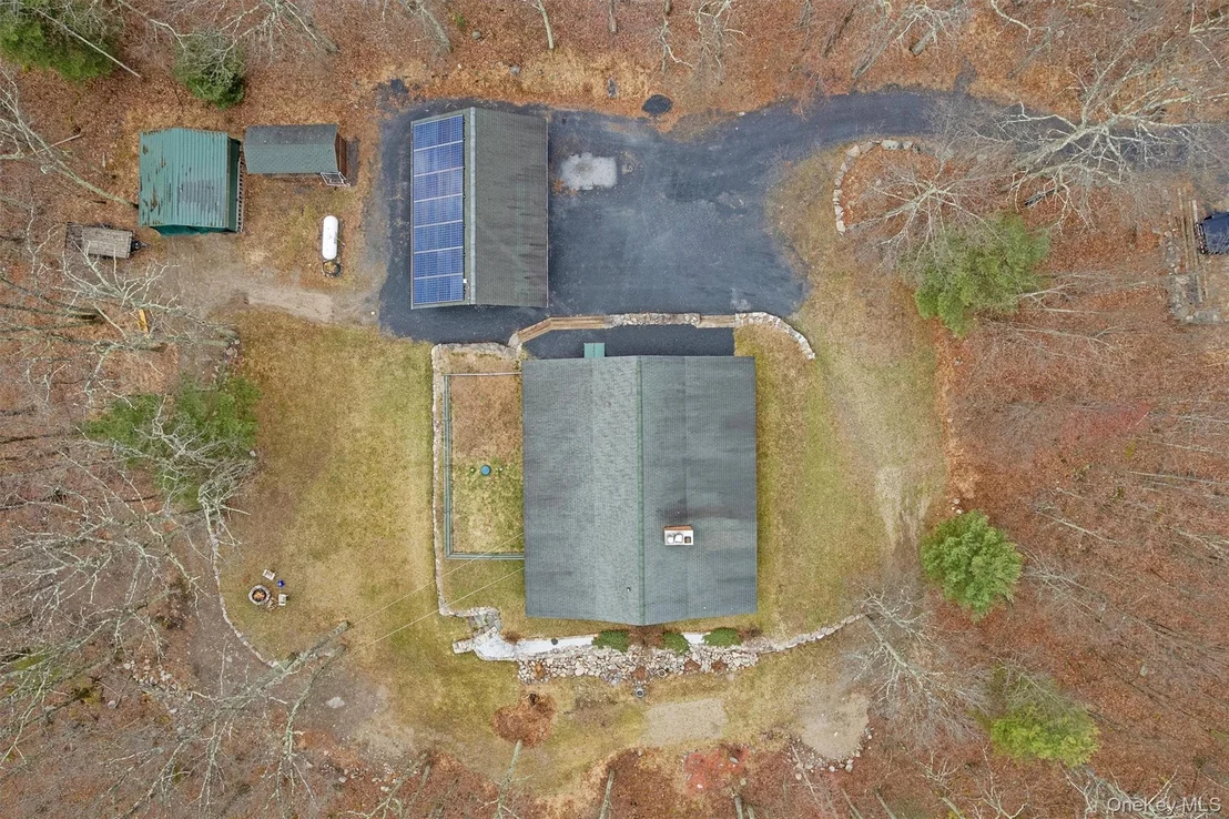 Photo of 563 Peenpack Trail