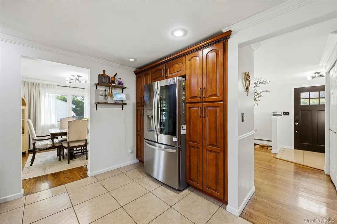 Photo of 47 Continental Drive