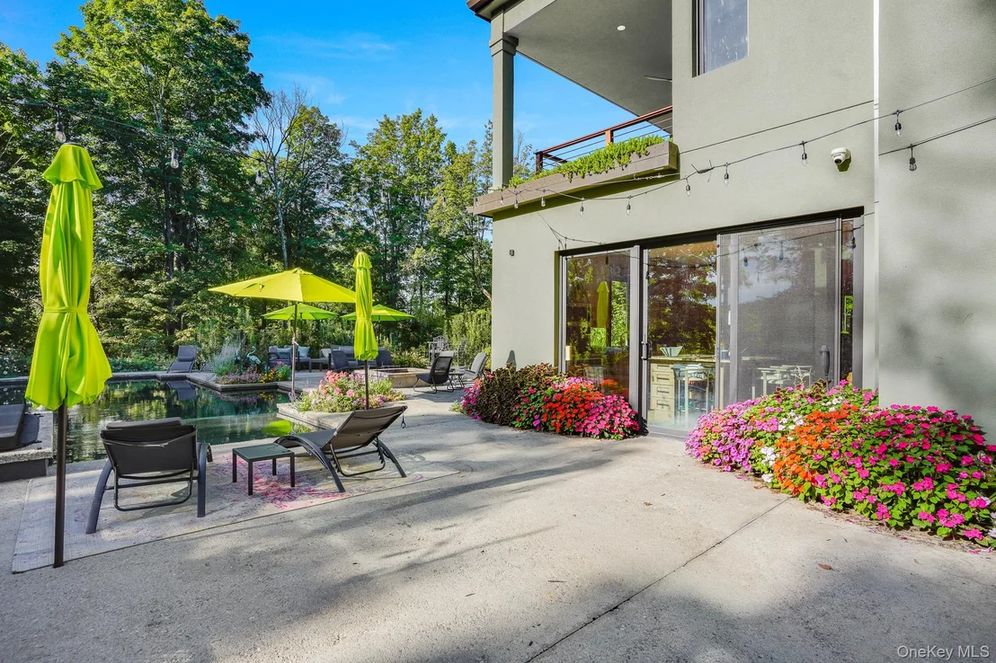 Photo of 215 Smith Road