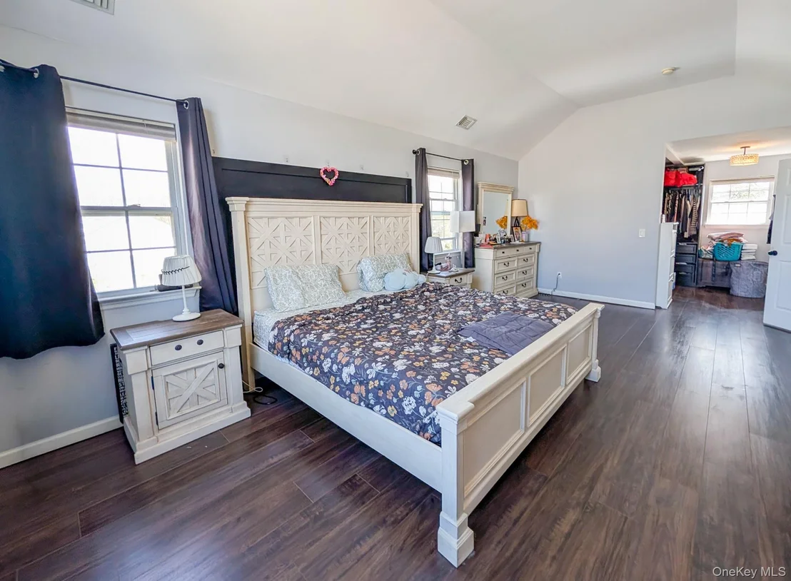 Photo of 71 Elm Avenue