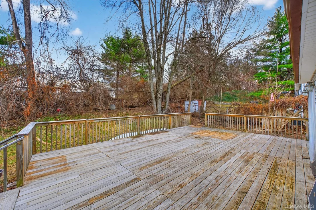 Photo of 19 Cayuga Drive