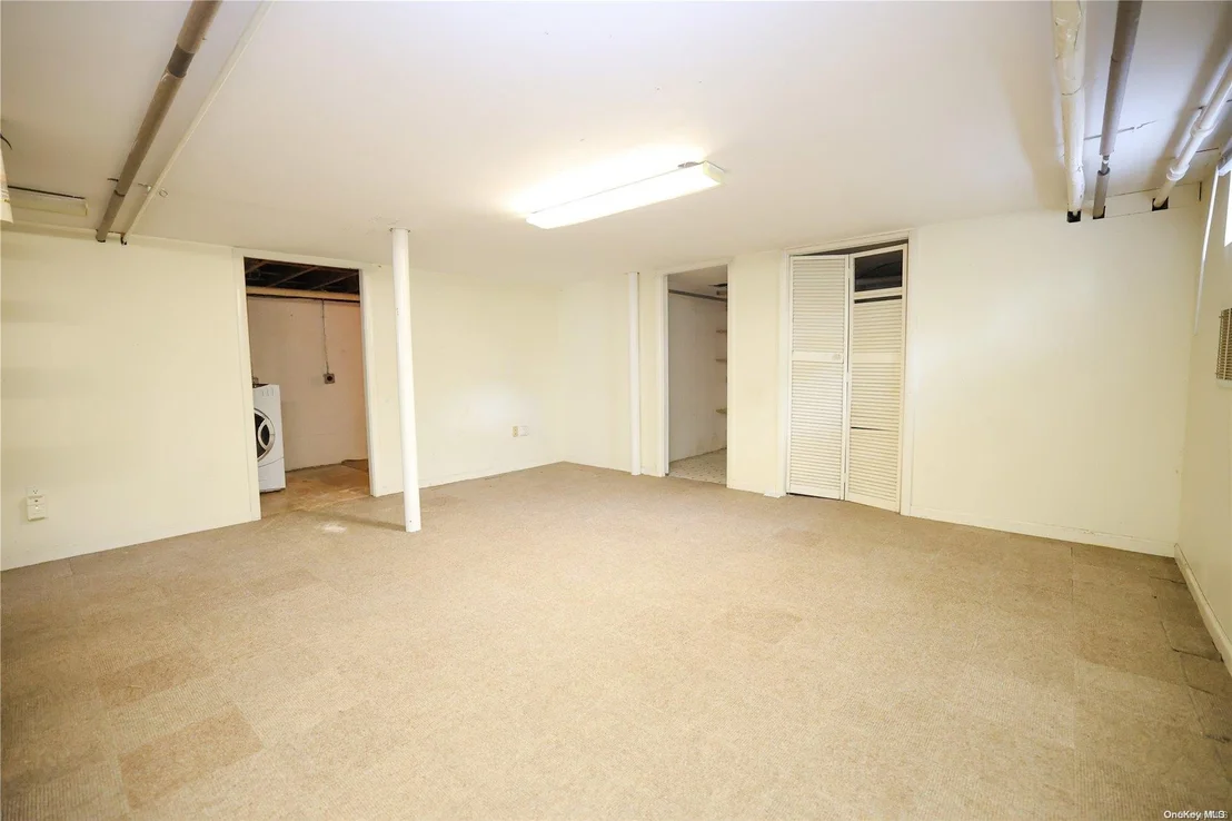 Photo of 75 Underhill Road