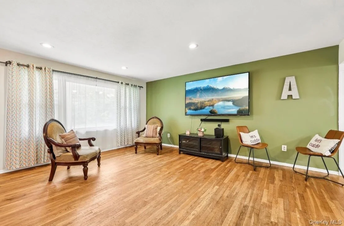Photo of 25 Rosman Road