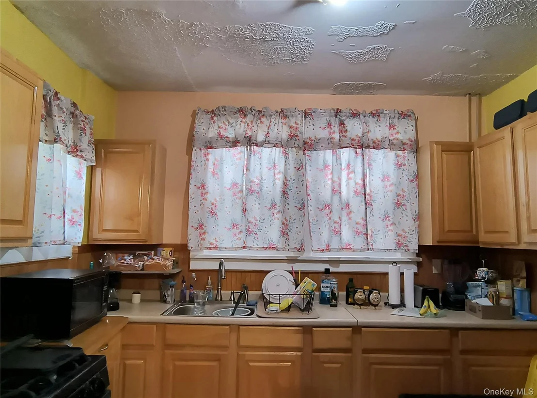 Photo of 492 1st Street
