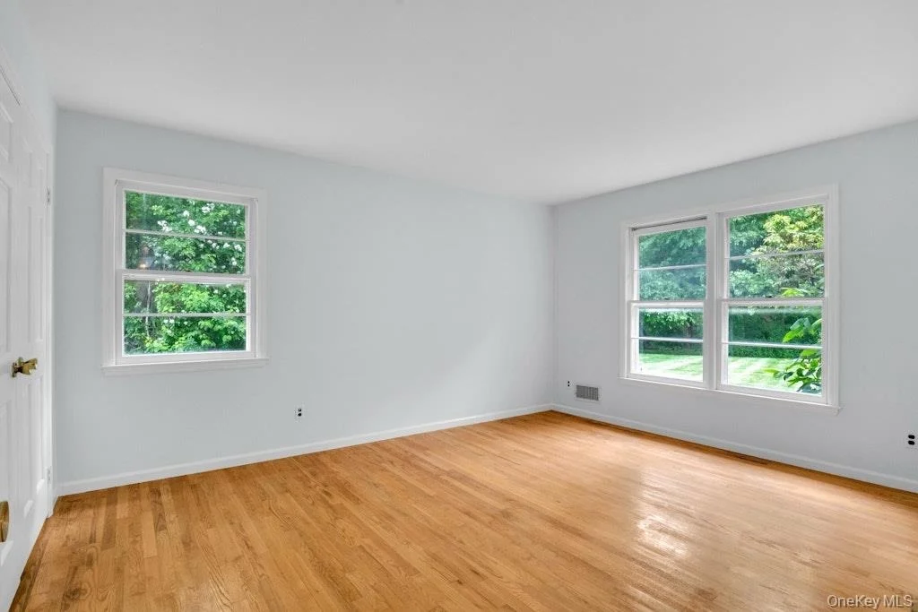 Photo of 6 Birch Grove Drive