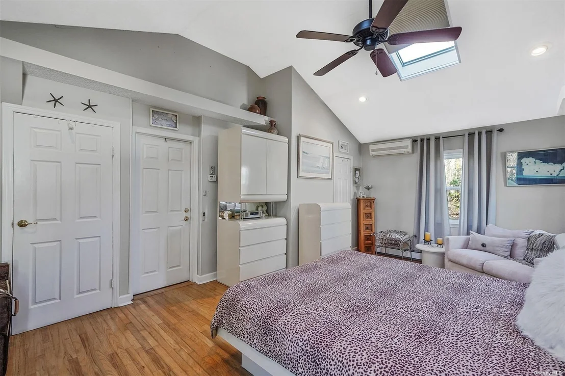 Photo of 10 Marchant Drive