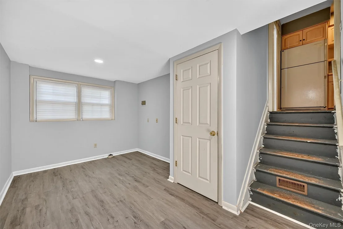 Photo of 23 Maplewood Boulevard