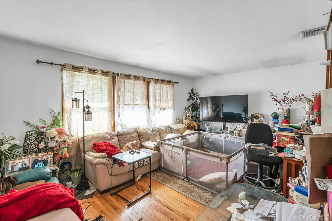 Photo of 106 Summit Drive