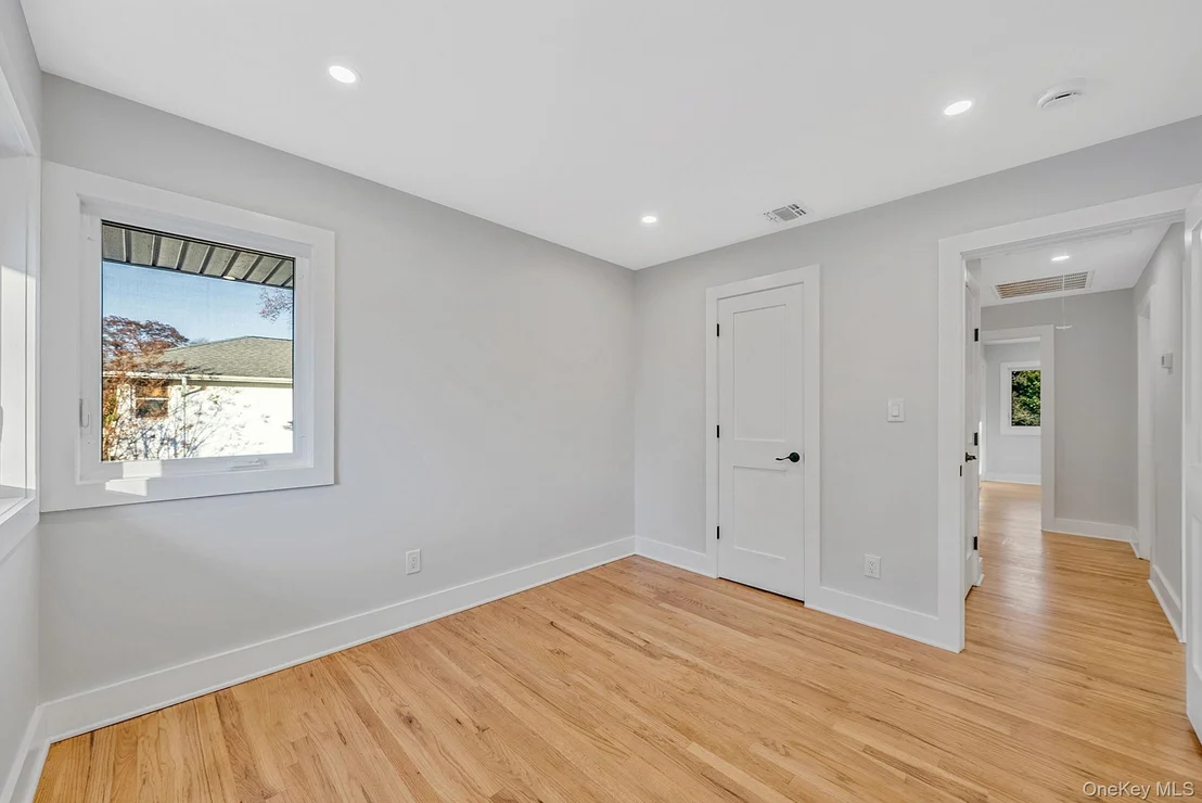Photo of 64 Hedgerow Lane