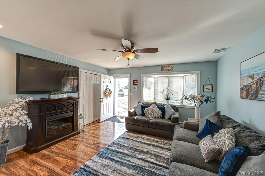 Photo of 869 Udall Road