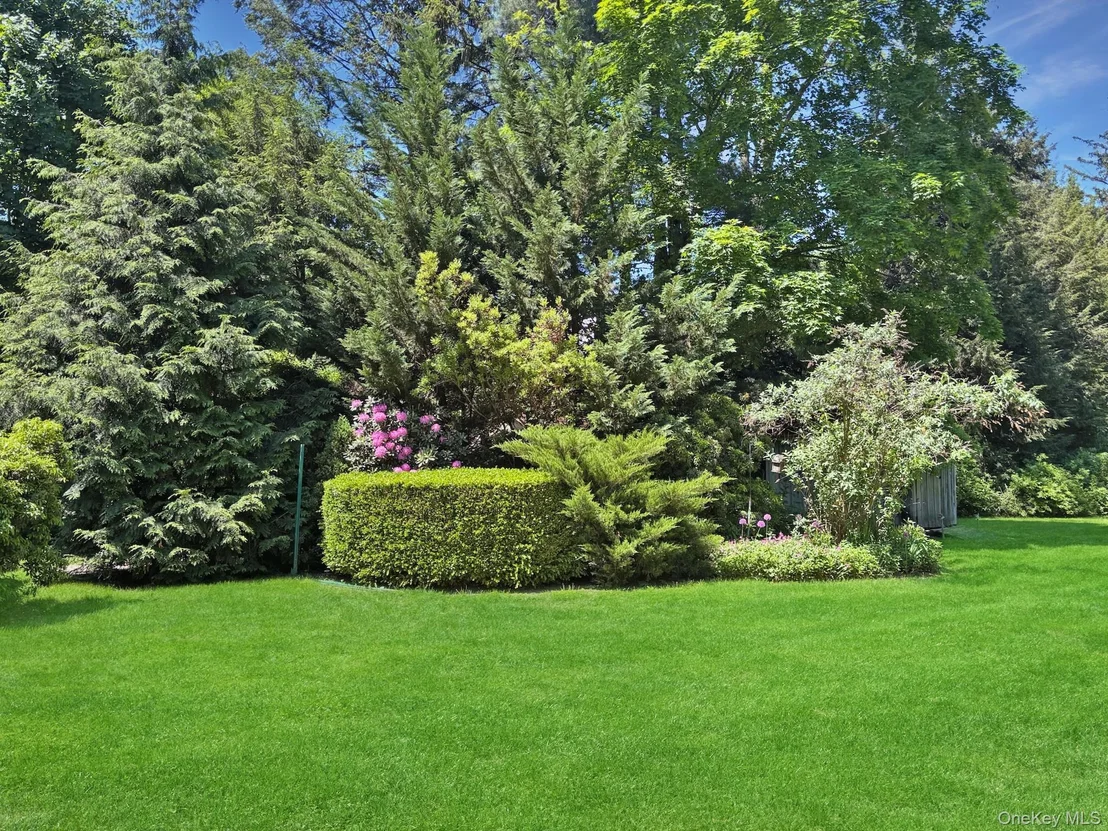 Photo of 10 Spruce Lane